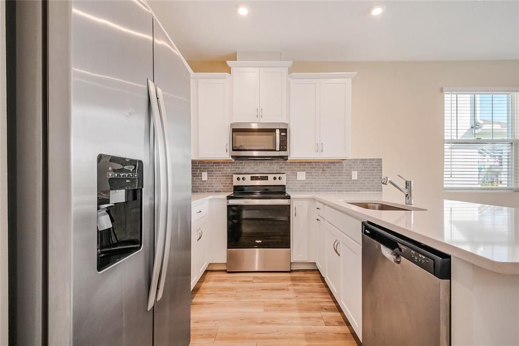 For Sale: $390,000 (4 beds, 2 baths, 1627 Square Feet)