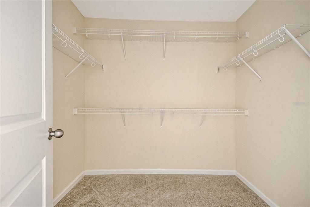For Sale: $390,000 (4 beds, 2 baths, 1627 Square Feet)