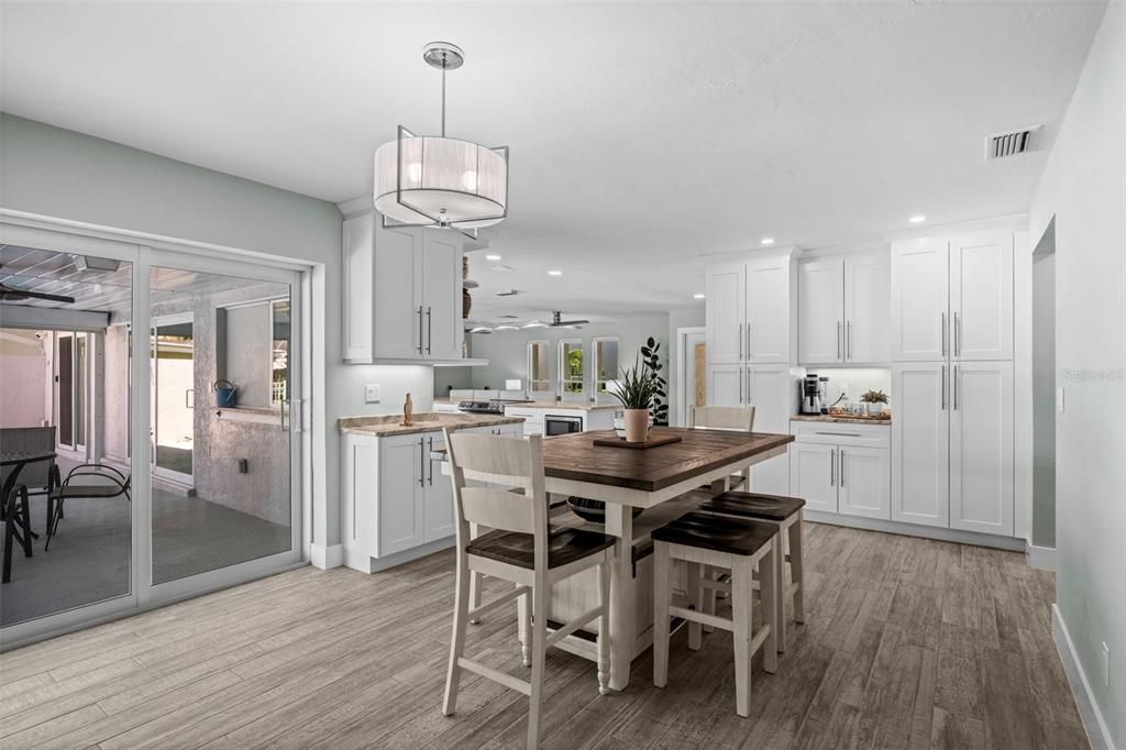 For Sale: $675,000 (3 beds, 2 baths, 1754 Square Feet)