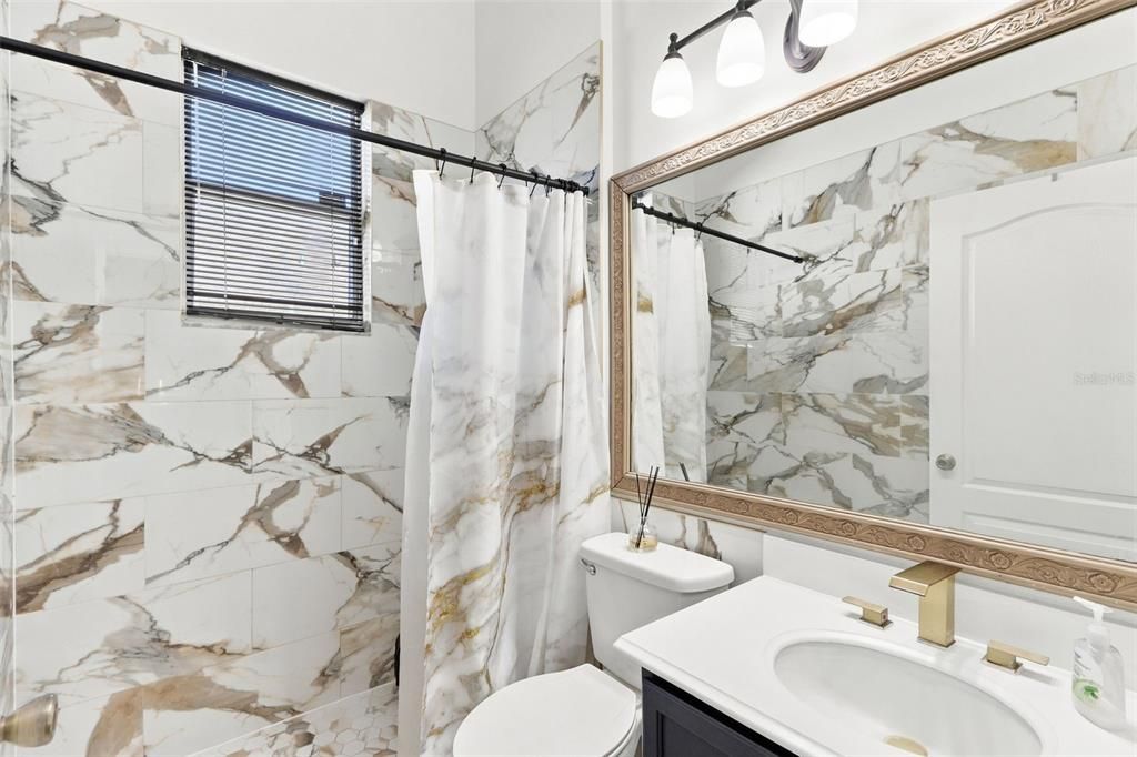 For Sale: $450,000 (4 beds, 2 baths, 1968 Square Feet)