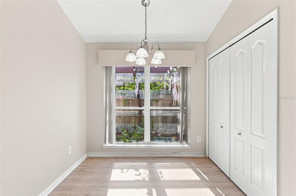 For Sale: $450,000 (4 beds, 2 baths, 1968 Square Feet)