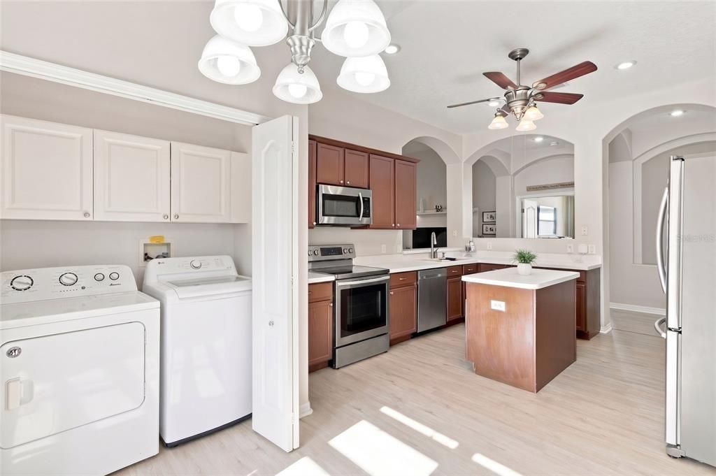 For Sale: $450,000 (4 beds, 2 baths, 1968 Square Feet)