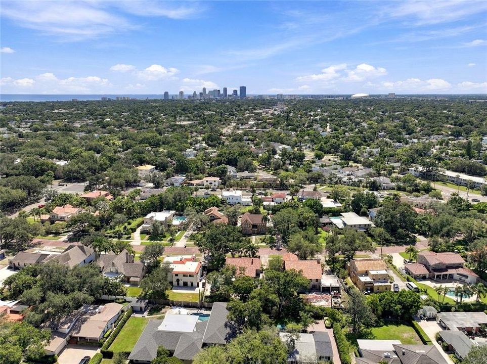 For Sale: $2,100,000 (3 beds, 2 baths, 3591 Square Feet)