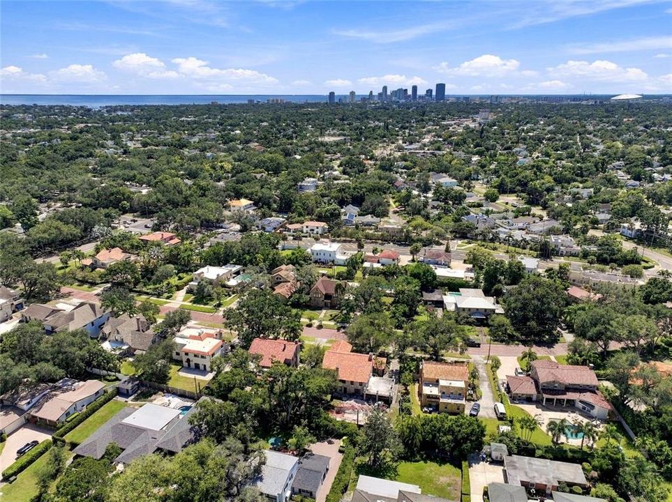 For Sale: $2,100,000 (3 beds, 2 baths, 3591 Square Feet)
