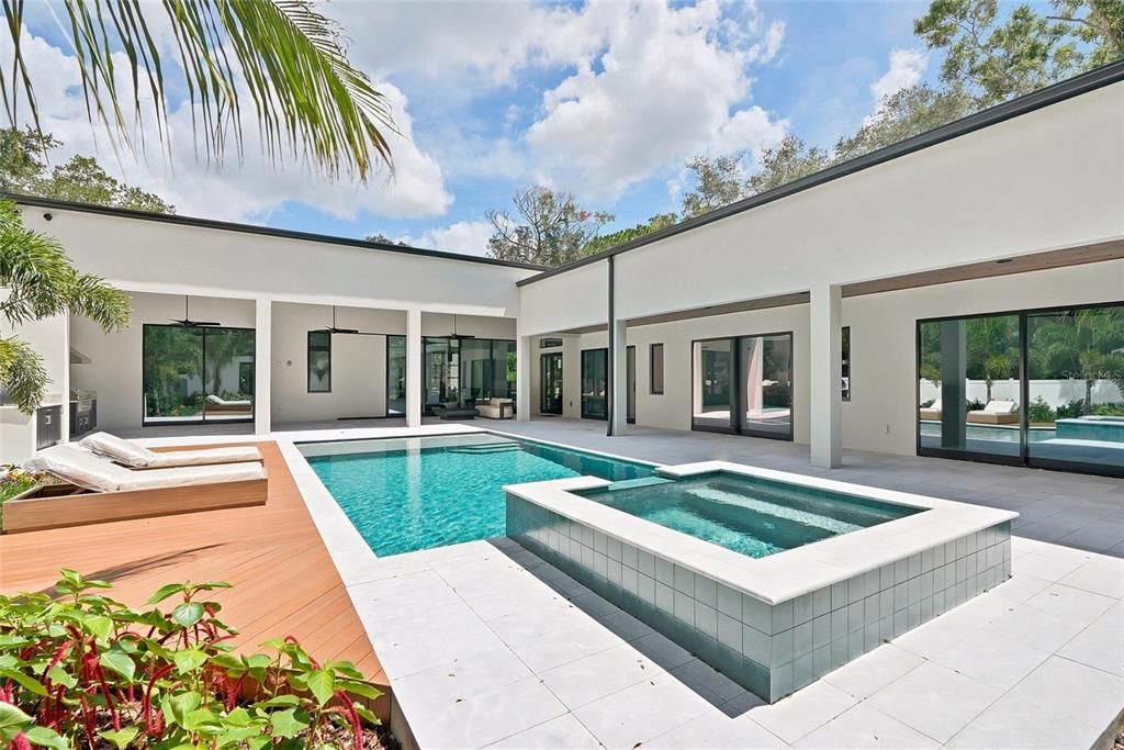 En Venta: $3,000,000 (5 camas, 5 baños, 3983 Pies cuadrados)