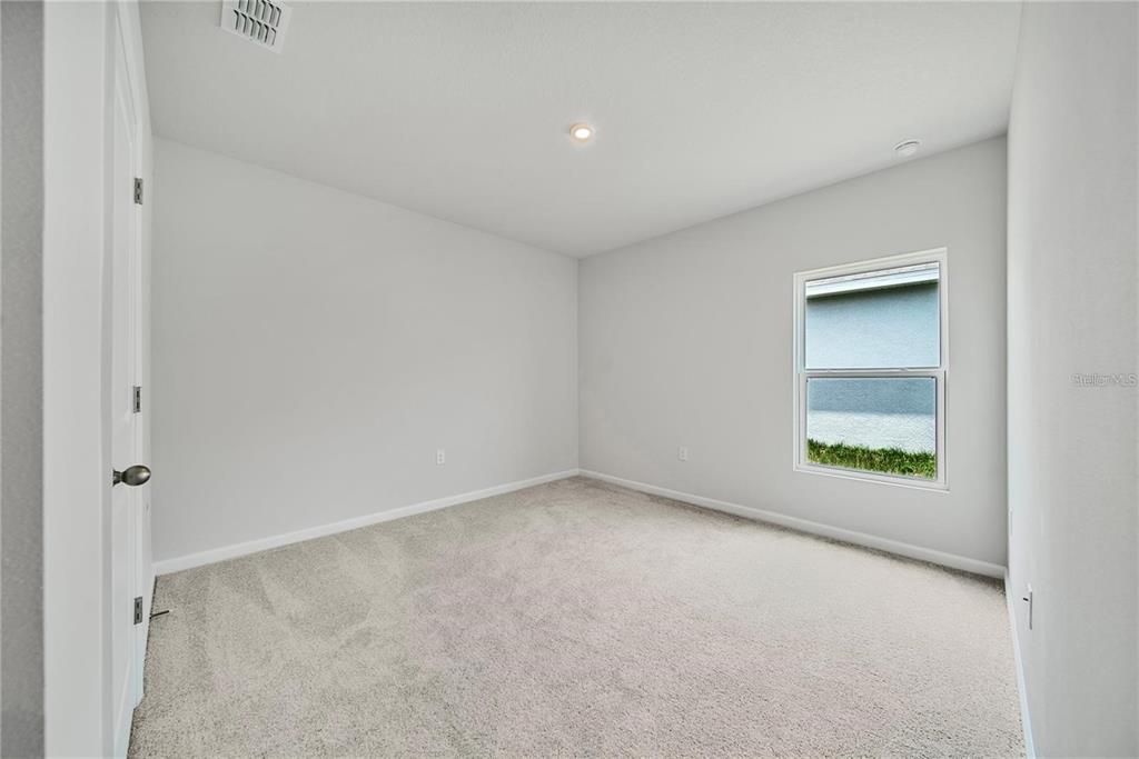 For Rent: $2,000 (3 beds, 2 baths, 1491 Square Feet)