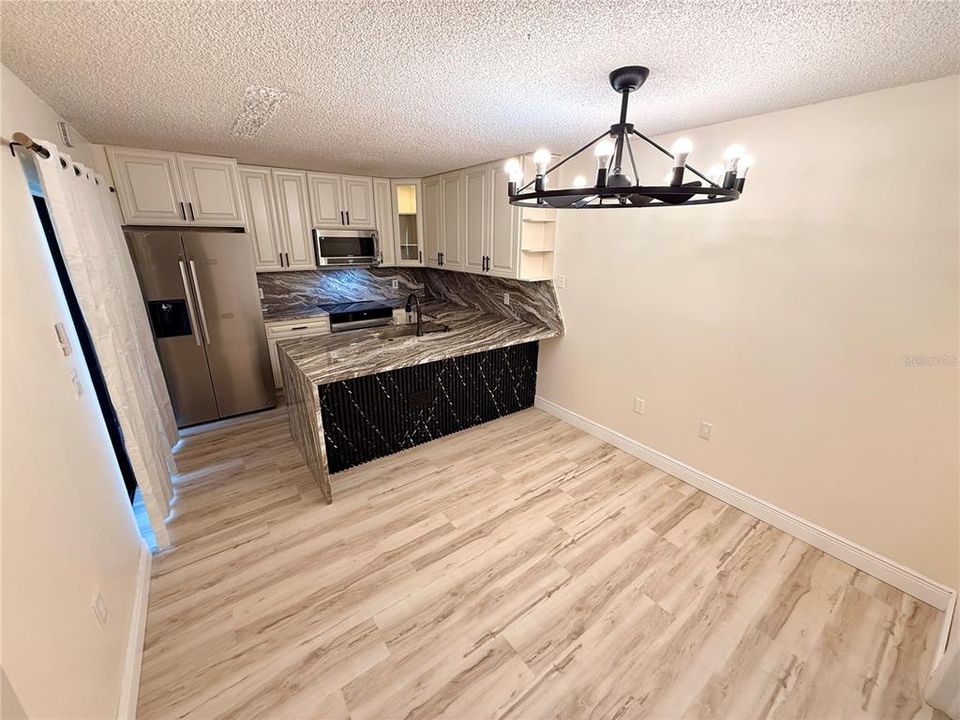 For Rent: $2,200 (2 beds, 2 baths, 1344 Square Feet)