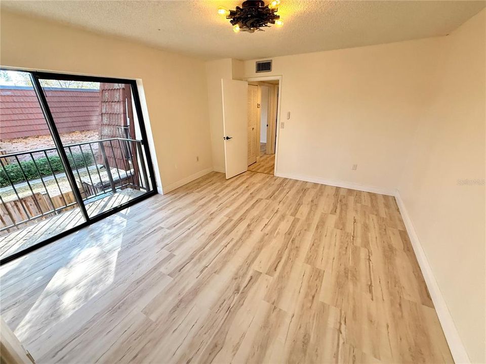 For Rent: $2,200 (2 beds, 2 baths, 1344 Square Feet)