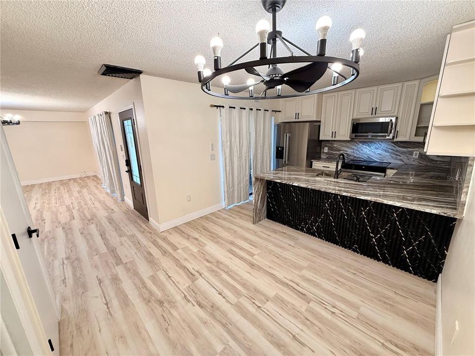 For Rent: $2,200 (2 beds, 2 baths, 1344 Square Feet)