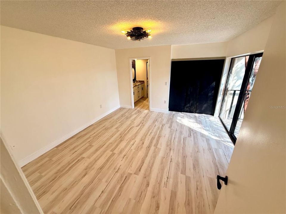 For Rent: $2,200 (2 beds, 2 baths, 1344 Square Feet)