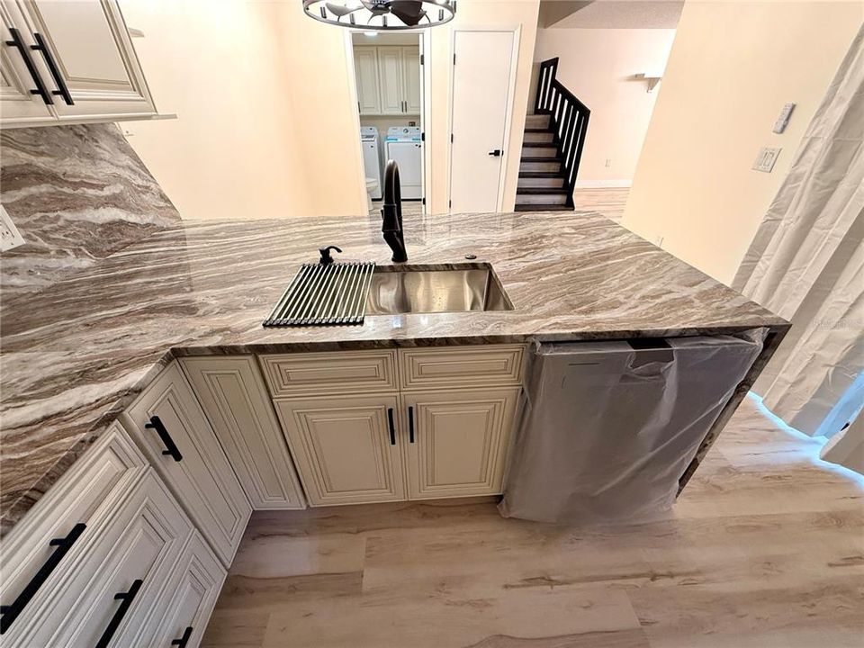 For Rent: $2,200 (2 beds, 2 baths, 1344 Square Feet)
