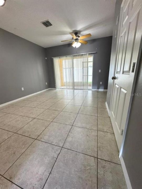 En Venta: $219,900 (2 camas, 2 baños, 1008 Pies cuadrados)