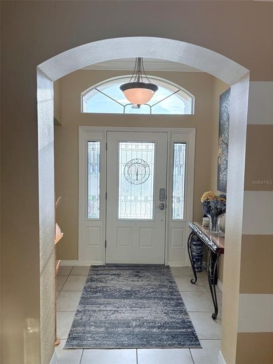 For Sale: $539,900 (3 beds, 2 baths, 2000 Square Feet)