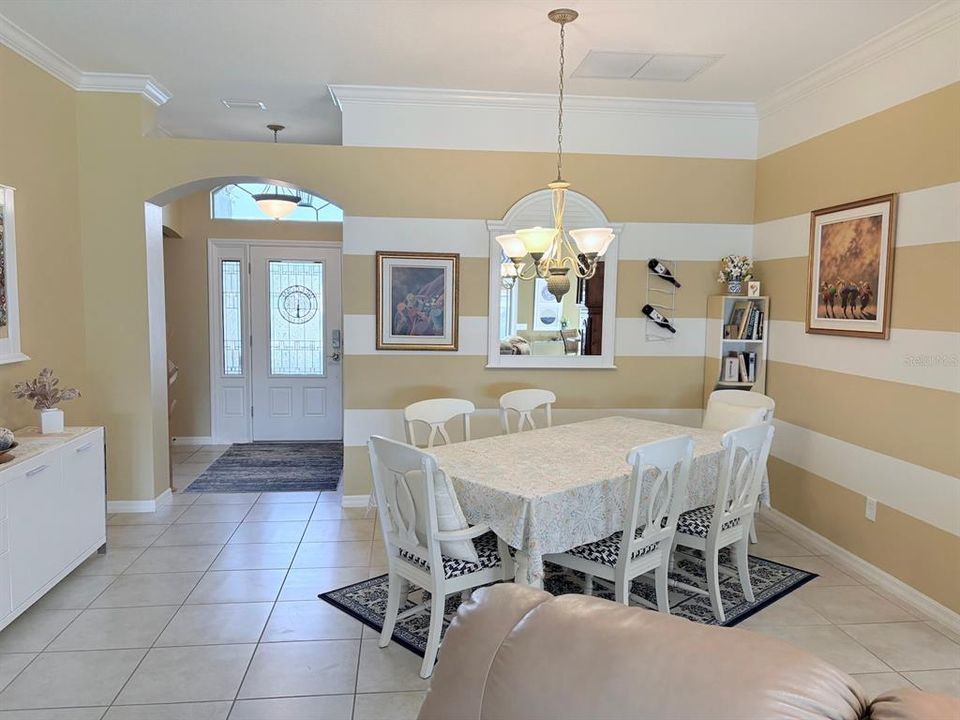 For Sale: $539,900 (3 beds, 2 baths, 2000 Square Feet)