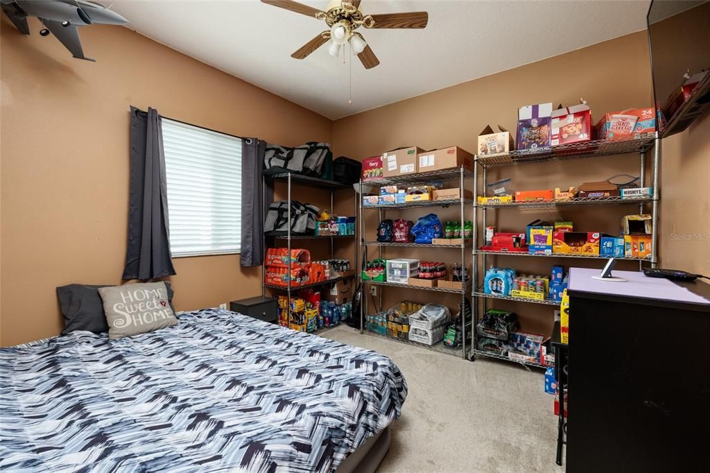 For Sale: $420,000 (3 beds, 2 baths, 1934 Square Feet)
