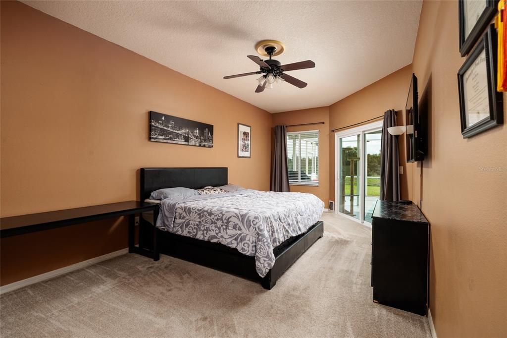 For Sale: $420,000 (3 beds, 2 baths, 1934 Square Feet)