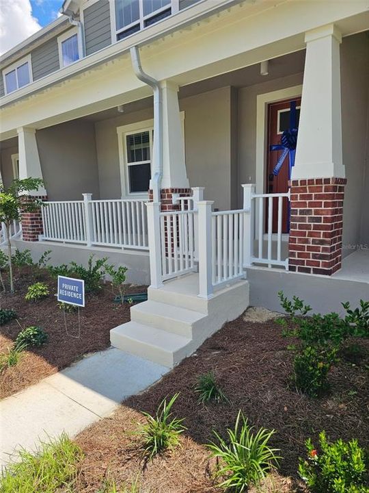 For Rent: $2,350 (3 beds, 2 baths, 1653 Square Feet)