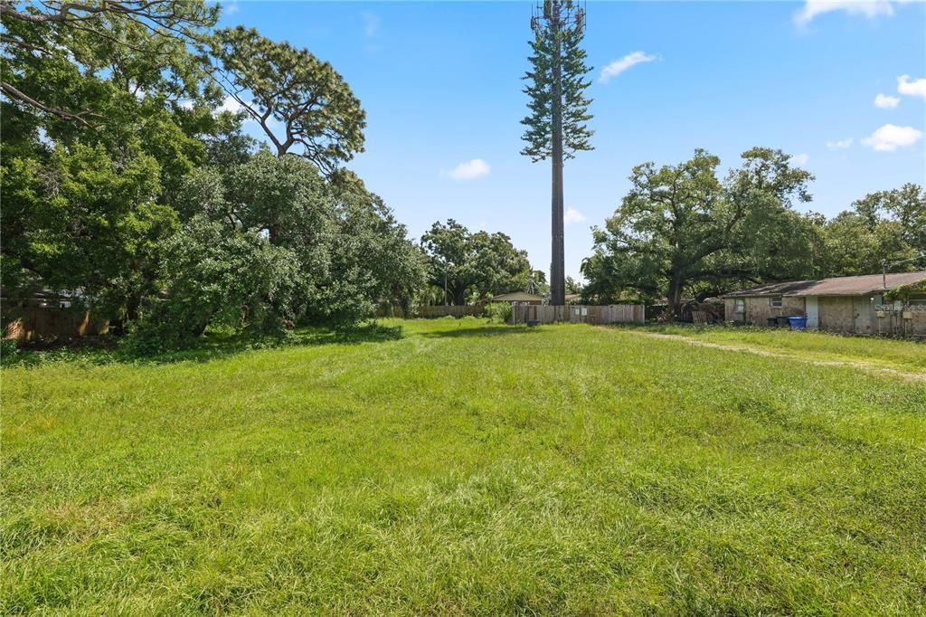 待售: $175,000 (0.40 acres)