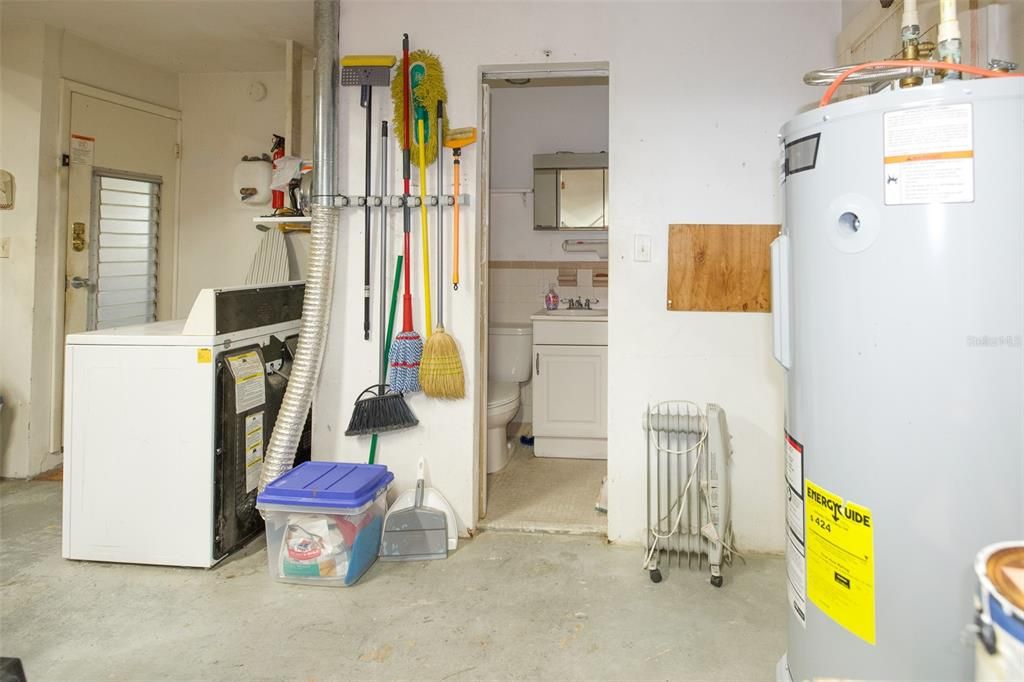 En Venta: $325,000 (2 camas, 2 baños, 1035 Pies cuadrados)