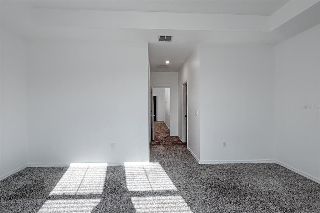 В аренду: $2,650 (3 спален, 2 ванн, 2039 Квадратных фут)
