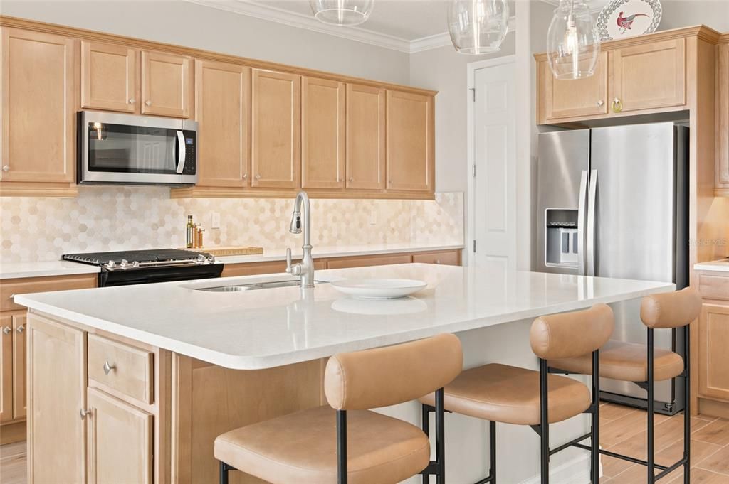 For Sale: $475,000 (3 beds, 2 baths, 2172 Square Feet)