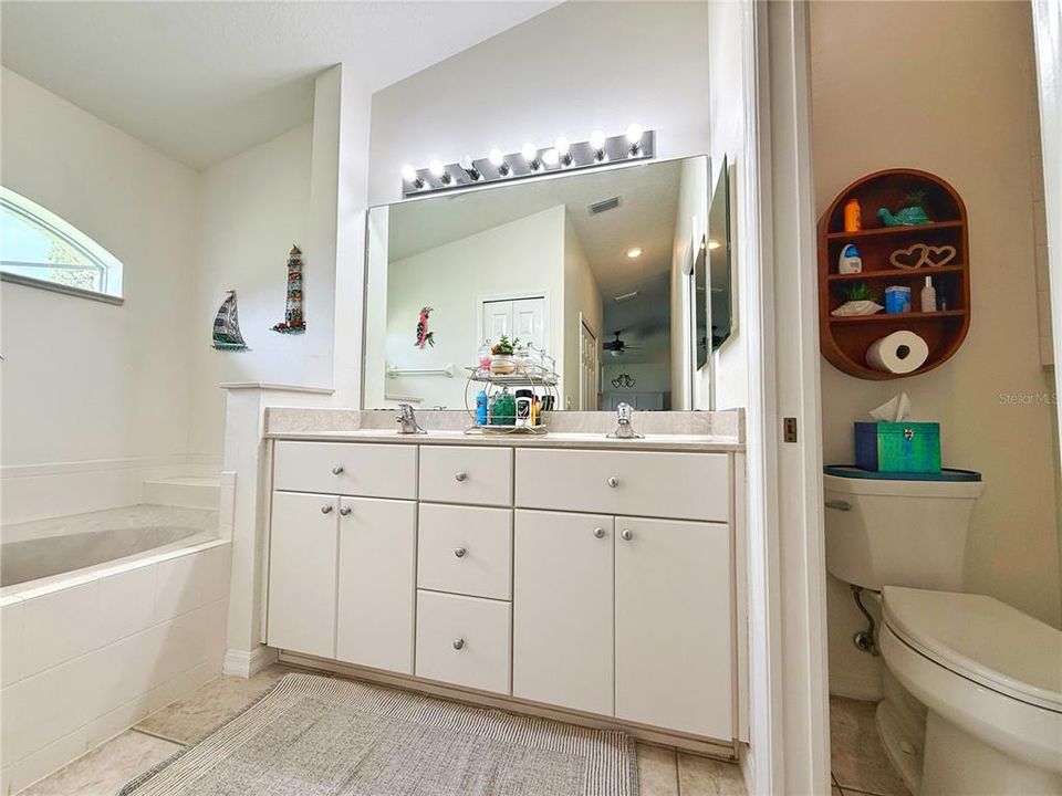 For Sale: $399,000 (3 beds, 2 baths, 2035 Square Feet)