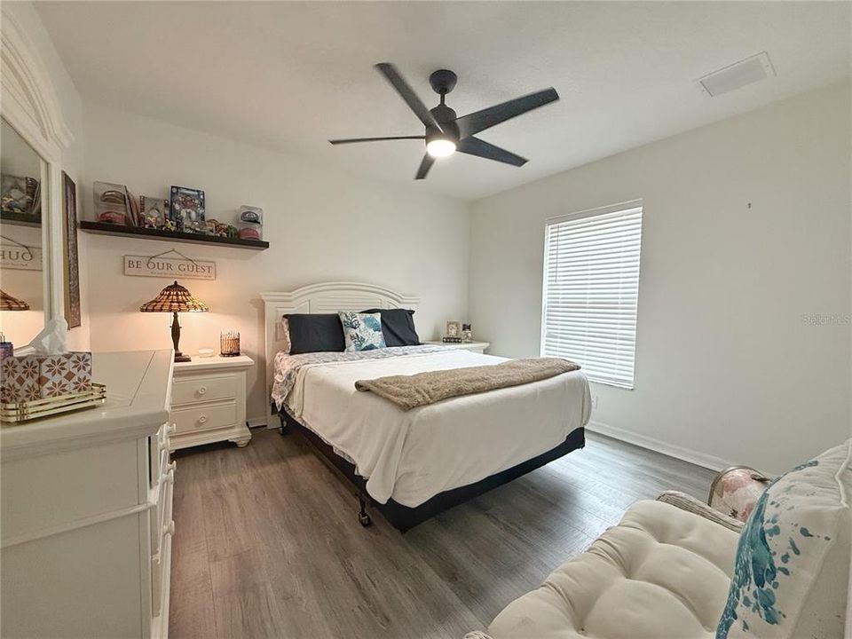 For Sale: $399,000 (3 beds, 2 baths, 2035 Square Feet)