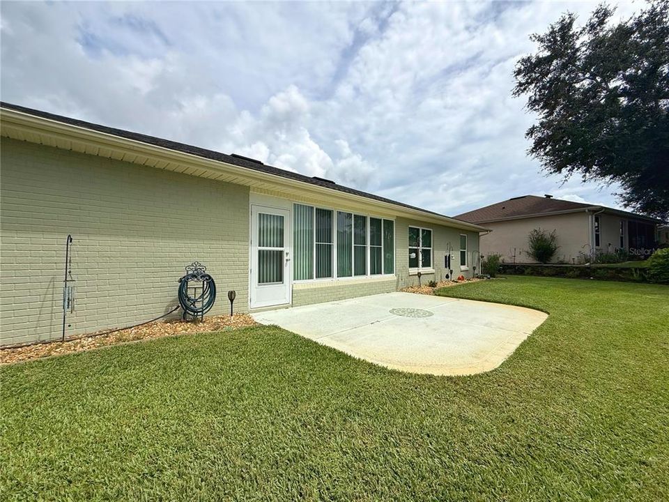 For Sale: $399,000 (3 beds, 2 baths, 2035 Square Feet)