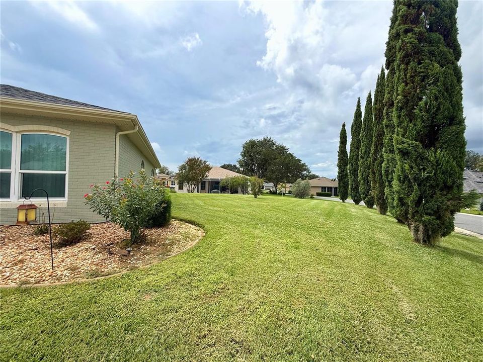 For Sale: $399,000 (3 beds, 2 baths, 2035 Square Feet)