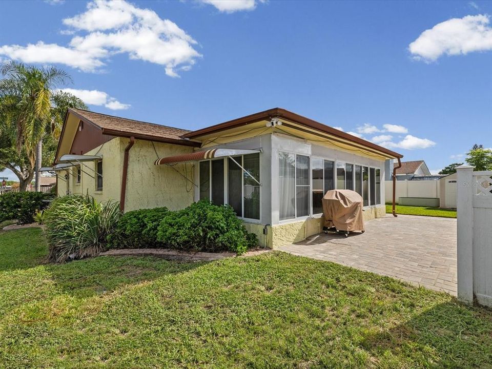 На продажу: $319,900 (3 спален, 2 ванн, 1630 Квадратных фут)