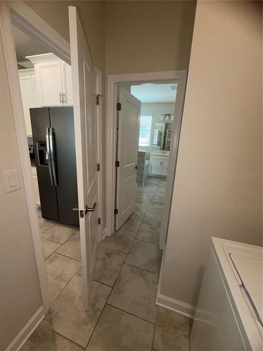 For Sale: $405,000 (4 beds, 3 baths, 2077 Square Feet)
