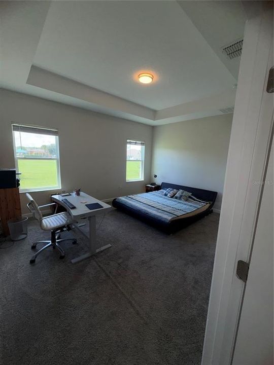 For Sale: $405,000 (4 beds, 3 baths, 2077 Square Feet)