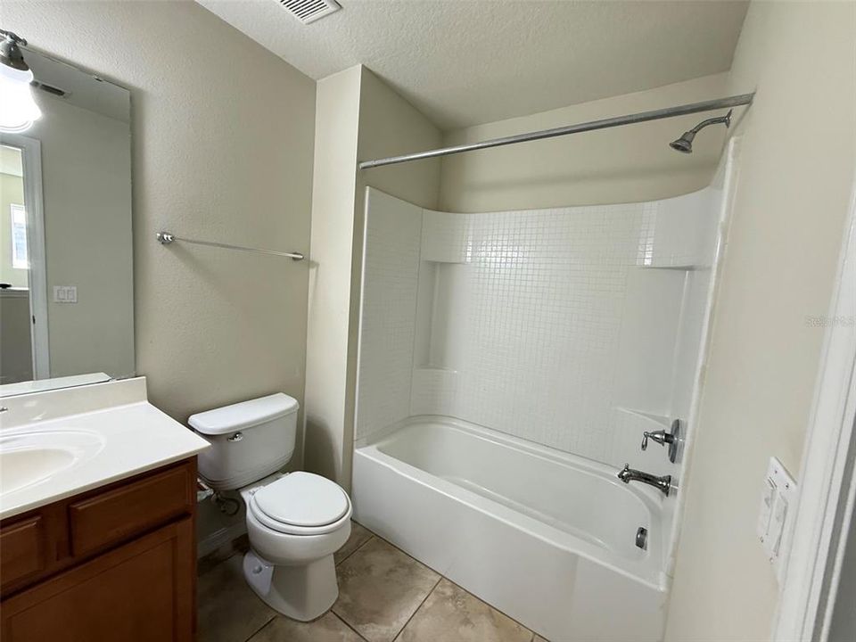 For Rent: $3,200 (4 beds, 3 baths, 1830 Square Feet)