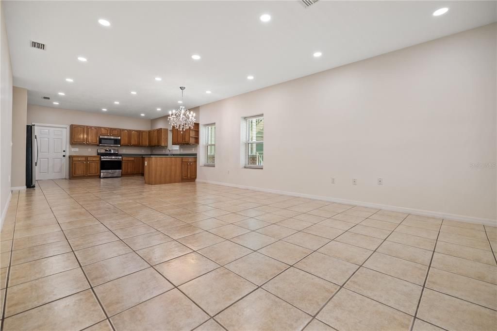 En Renta: $1,999 (2 camas, 2 baños, 1750 Pies cuadrados)