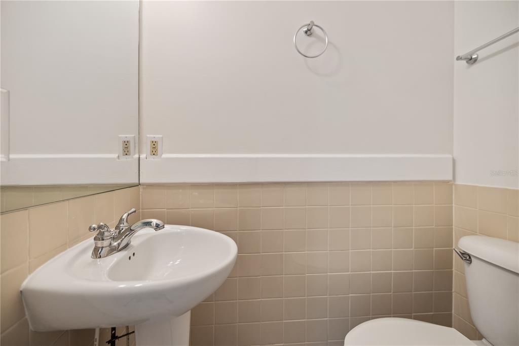 En Renta: $1,999 (2 camas, 2 baños, 1750 Pies cuadrados)