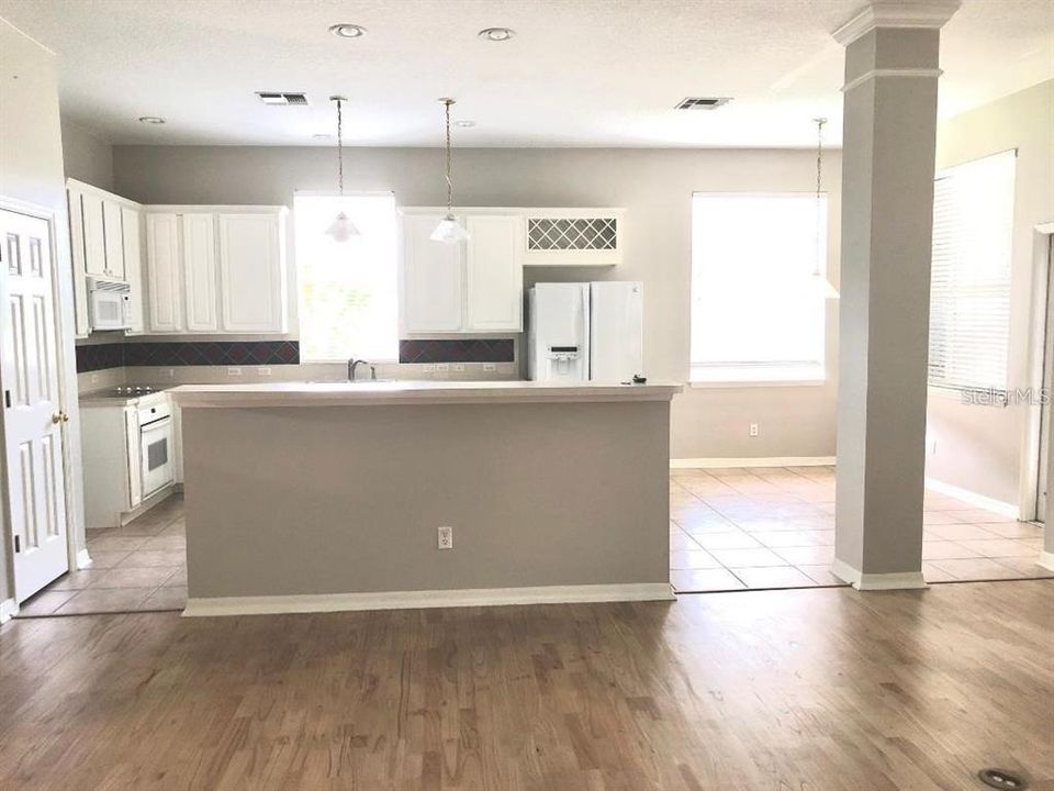 En Renta: $3,995 (5 camas, 4 baños, 3060 Pies cuadrados)