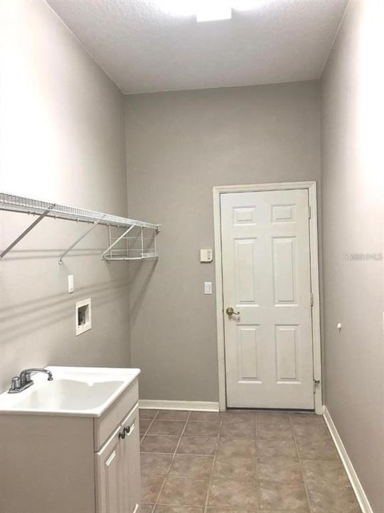 En Renta: $3,995 (5 camas, 4 baños, 3060 Pies cuadrados)