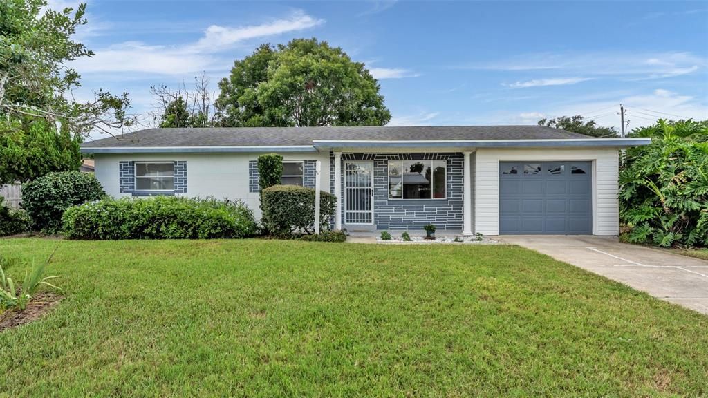 For Sale: $269,900 (3 beds, 1 baths, 1053 Square Feet)