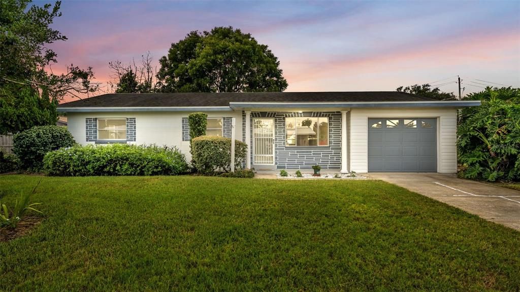 For Sale: $269,900 (3 beds, 1 baths, 1053 Square Feet)