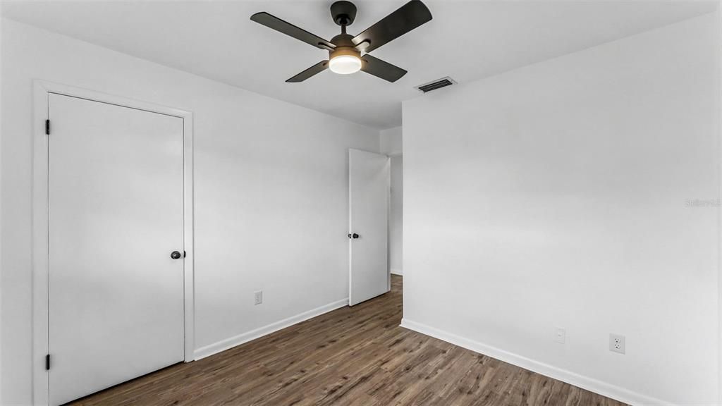 For Sale: $269,900 (3 beds, 1 baths, 1053 Square Feet)