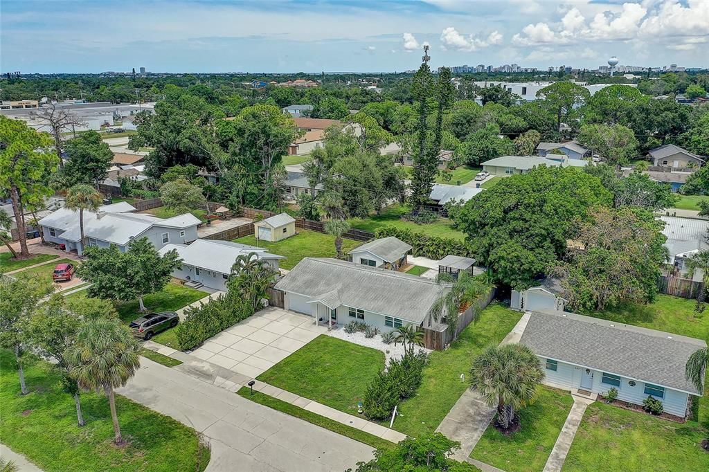 For Sale: $594,900 (3 beds, 3 baths, 1681 Square Feet)