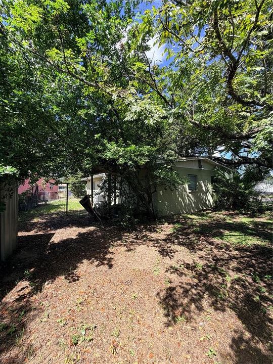 For Sale: $174,999 (3 beds, 1 baths, 840 Square Feet)