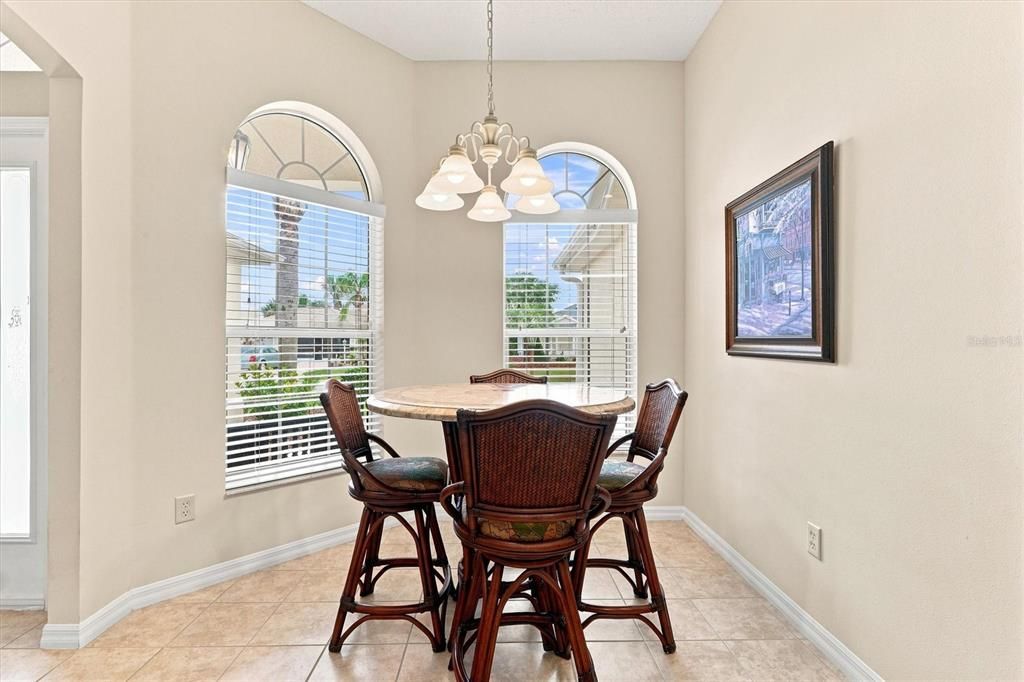 For Sale: $510,000 (3 beds, 2 baths, 2207 Square Feet)