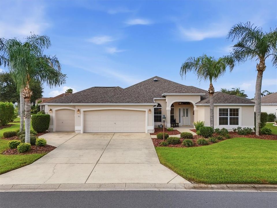 For Sale: $510,000 (3 beds, 2 baths, 2207 Square Feet)