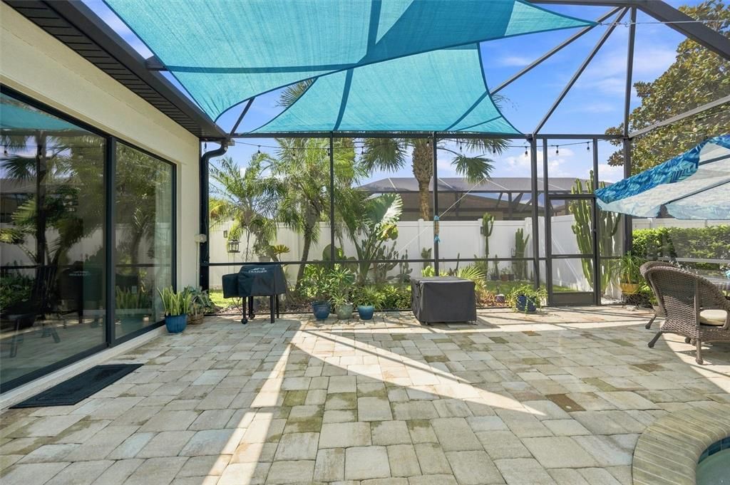 En Venta: $599,000 (4 camas, 2 baños, 2819 Pies cuadrados)