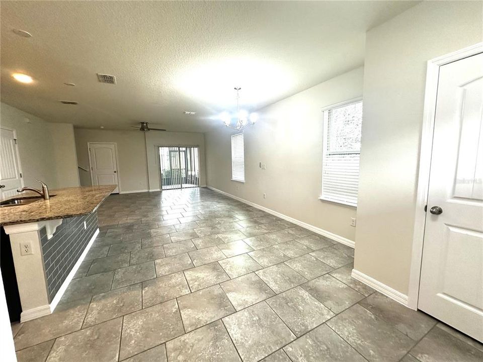 En Renta: $2,500 (3 camas, 2 baños, 1814 Pies cuadrados)