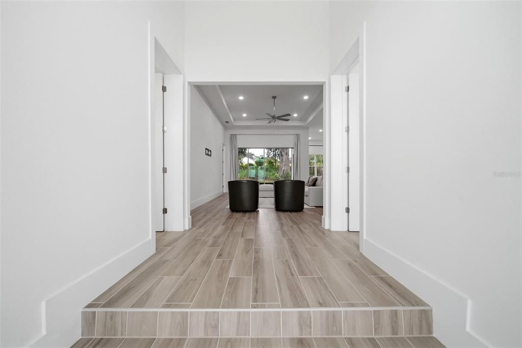 For Sale: $795,000 (4 beds, 3 baths, 2642 Square Feet)