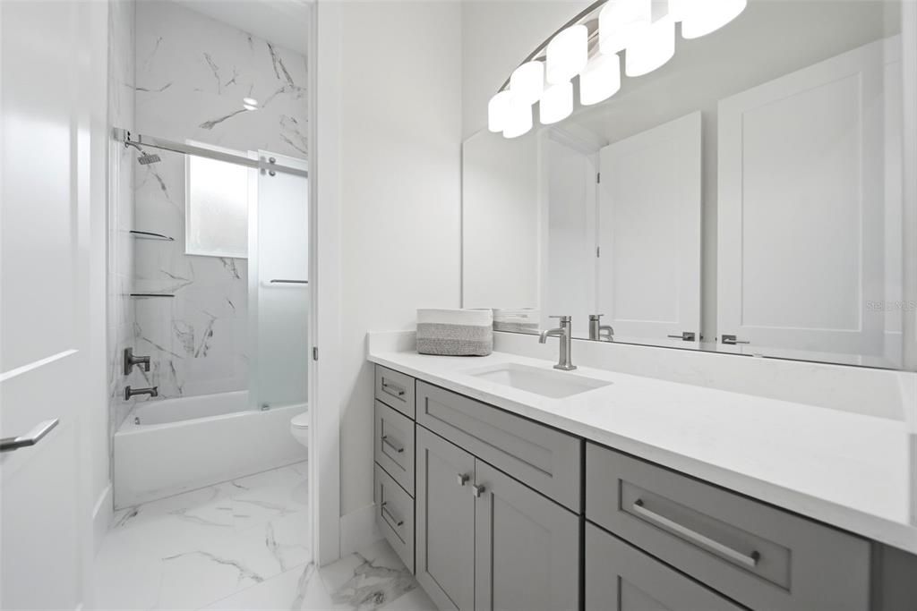 For Sale: $795,000 (4 beds, 3 baths, 2642 Square Feet)
