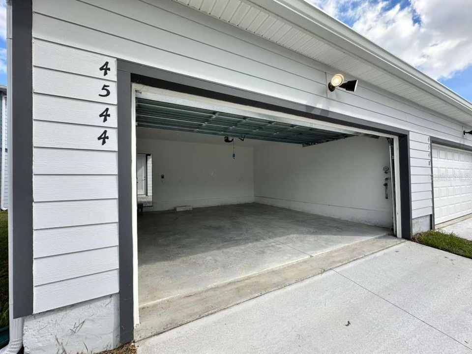 For Rent: $2,800 (4 beds, 3 baths, 1847 Square Feet)
