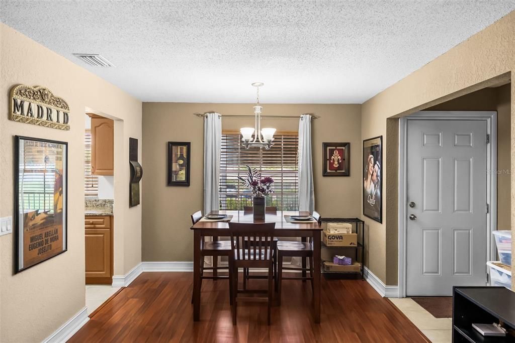 For Sale: $114,000 (1 beds, 1 baths, 856 Square Feet)
